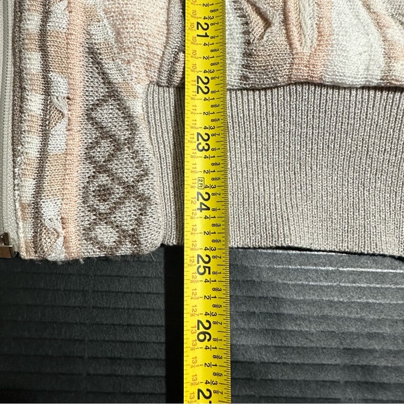 Women’s Vintage 90s Cooji Style 3D Knit Sweater Orange Cream Biggie Cosby MEDIUM - Picture 8 of 11